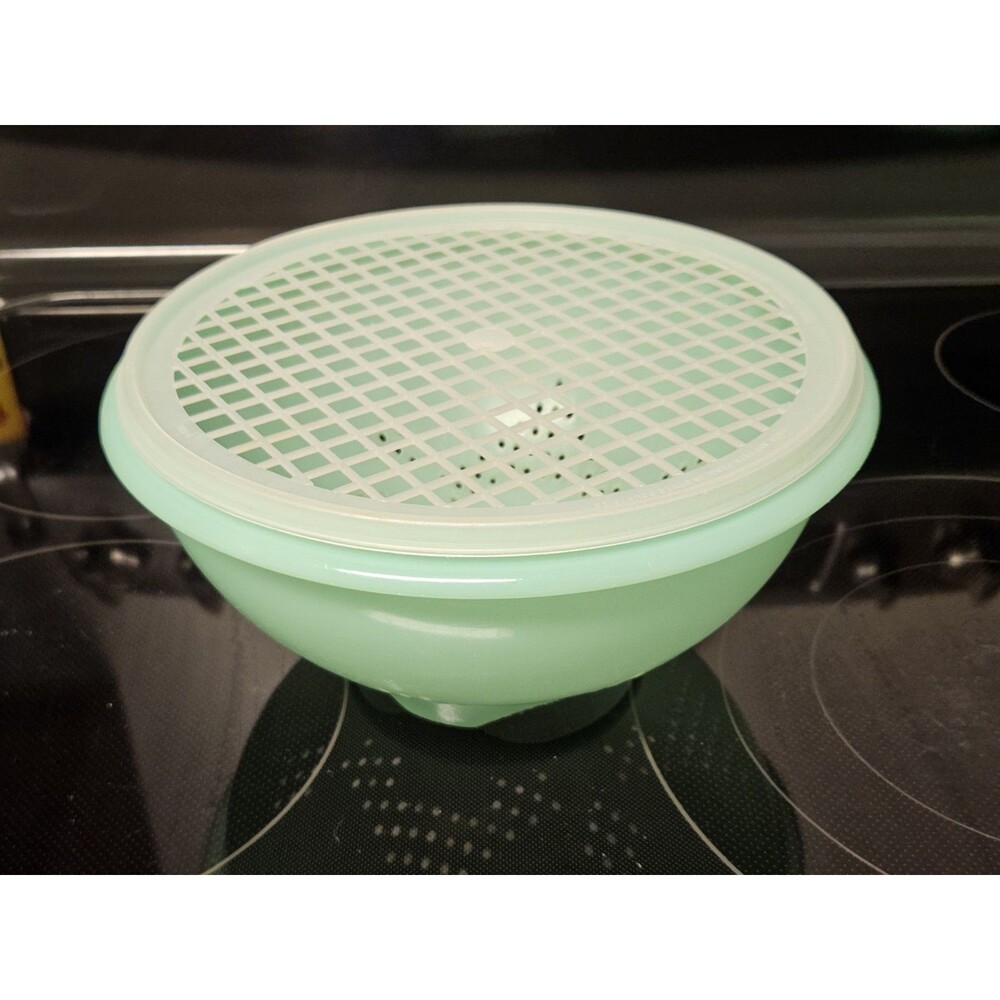 Vintage Tupperware Jadeite Green 9'' Pasta Strainer Colander W Lid #339 & #516